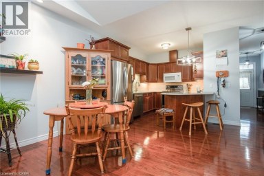 44 LIVINGSTON Boulevard Unit# 11 Baden Ontario photo 16