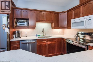 44 LIVINGSTON Boulevard Unit# 11 Baden Ontario photo 24