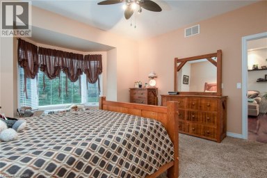 44 LIVINGSTON Boulevard Unit# 11 Baden Ontario photo 26