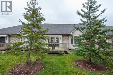 44 LIVINGSTON Boulevard Unit# 11 Baden Ontario photo 5