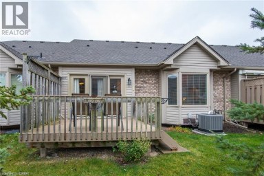 44 LIVINGSTON Boulevard Unit# 11 Baden Ontario photo 6