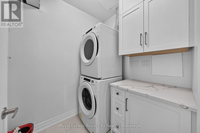 305 - 1880 GORDON STREET, Guelph (Pineridge/Westminster Woods), Ontario, N1L0P5