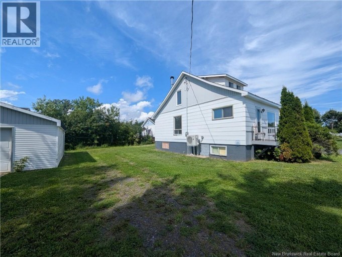 841 Helen, Bathurst, New Brunswick, E2A2E6