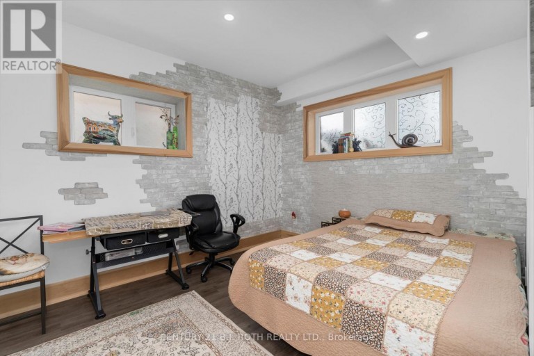 107 ALLEGRA DRIVE, Wasaga Beach, Ontario, L9Z0H5