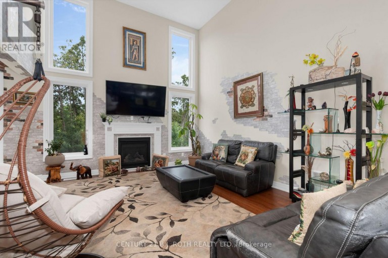 107 ALLEGRA DRIVE, Wasaga Beach, Ontario, L9Z0H5