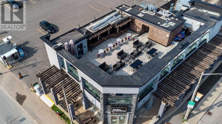 5043 CENTRE STREET, Niagara Falls (Clifton Hill), Ontario, L2G3N8
