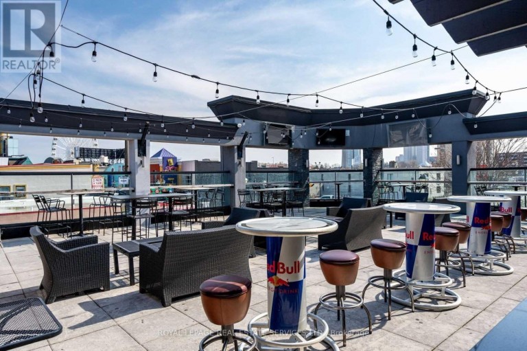5043 CENTRE STREET, Niagara Falls (Clifton Hill), Ontario, L2G3N8