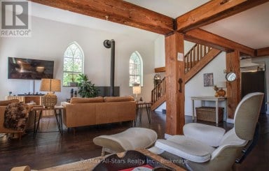 36 EMILY STREET E Clarington (Newcastle) Ontario photo 14