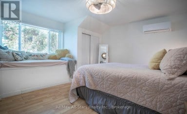 36 EMILY STREET E Clarington (Newcastle) Ontario photo 28