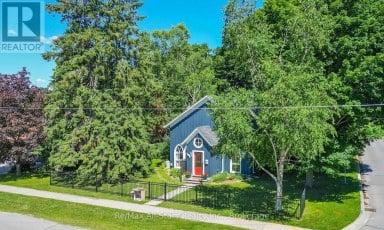 36 EMILY STREET E Clarington (Newcastle) Ontario photo 3