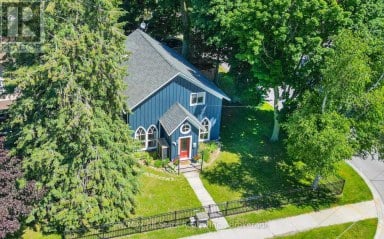 36 EMILY STREET E Clarington (Newcastle) Ontario photo 4