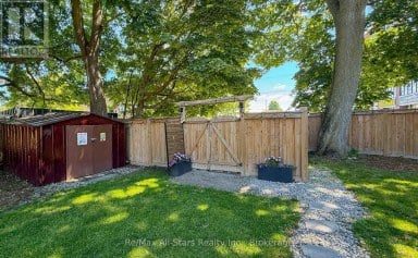 36 EMILY STREET E Clarington (Newcastle) Ontario photo 42
