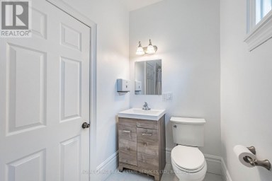 100 ESSA ROAD Barrie (Allandale Centre) Ontario photo 15