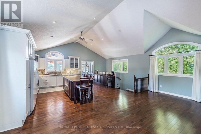 100 ESSA ROAD, Barrie (Allandale Centre), Ontario, L4N3K7
