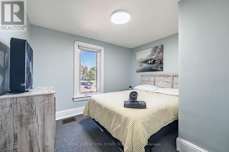 100 ESSA ROAD, Barrie (Allandale Centre), Ontario, L4N3K7