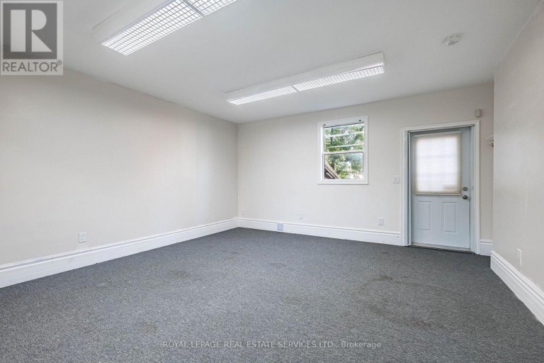 100 ESSA ROAD, Barrie (Allandale Centre), Ontario, L4N3K7