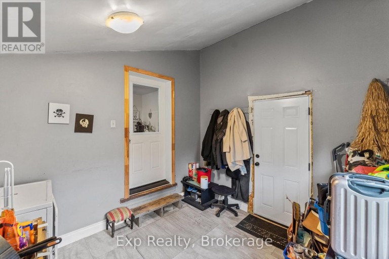 497 DONEGAL STREET, Peterborough (Town Ward 3), Ontario, K9H4L9