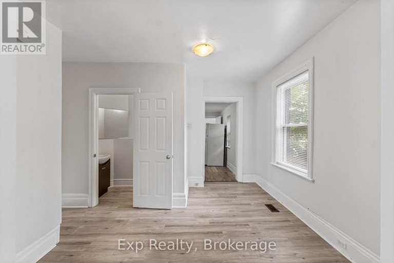 497 DONEGAL STREET, Peterborough (Town Ward 3), Ontario, K9H4L9