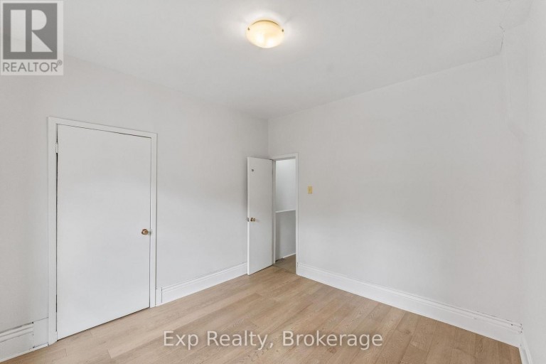 497 DONEGAL STREET, Peterborough (Town Ward 3), Ontario, K9H4L9