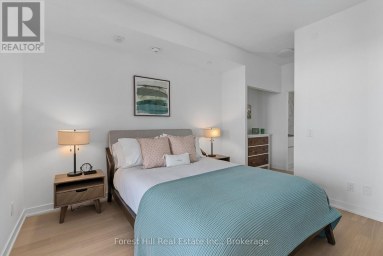 326 - 31 HURON STREET Collingwood Ontario photo 14