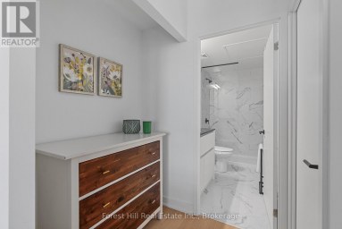 326 - 31 HURON STREET Collingwood Ontario photo 16