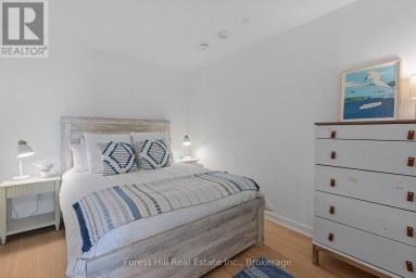 326 - 31 HURON STREET Collingwood Ontario photo 18