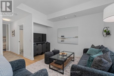 326 - 31 HURON STREET Collingwood Ontario photo 4