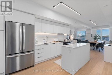 326 - 31 HURON STREET Collingwood Ontario photo 6