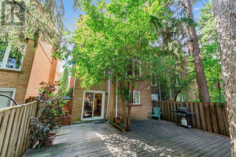 19 CARNIVAL COURT, Toronto (Westminster-Branson), Ontario, M2R3T7