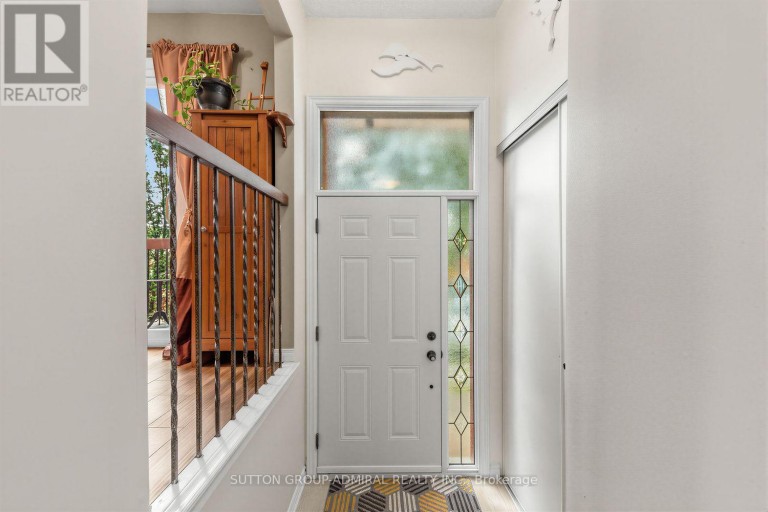 19 CARNIVAL COURT, Toronto (Westminster-Branson), Ontario, M2R3T7