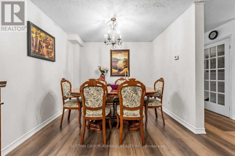 19 CARNIVAL COURT, Toronto (Westminster-Branson), Ontario, M2R3T7