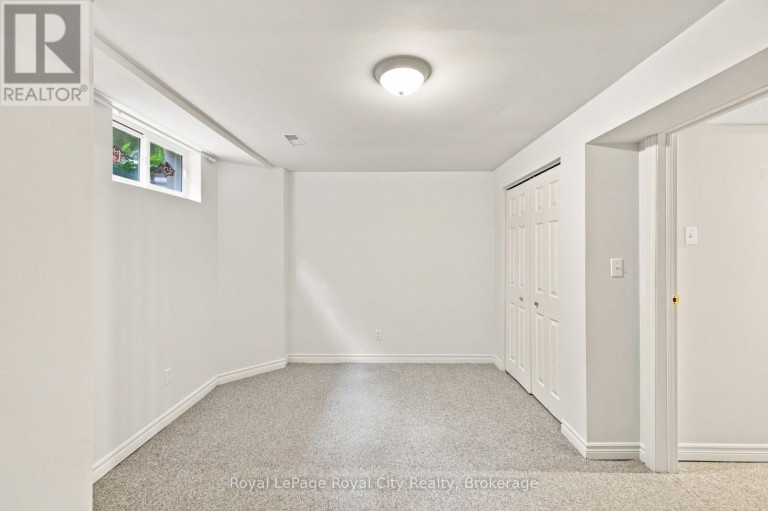 87 RODGERS ROAD, Guelph (Kortright West), Ontario, N1G4Z5