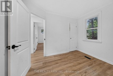 24 FAIRVIEW COURT London South (South H) Ontario photo 11