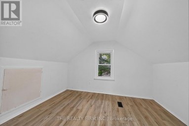 24 FAIRVIEW COURT London South (South H) Ontario photo 24