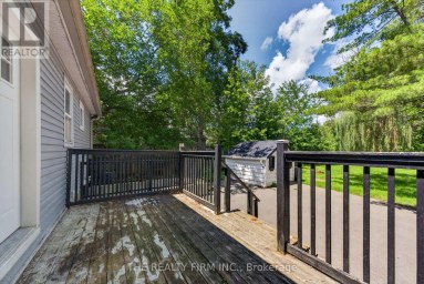 24 FAIRVIEW COURT London South (South H) Ontario photo 29