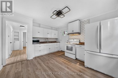 24 FAIRVIEW COURT London South (South H) Ontario photo 6
