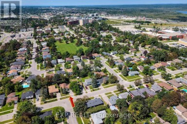260 COOK STREET Barrie (Grove East) Ontario photo 32