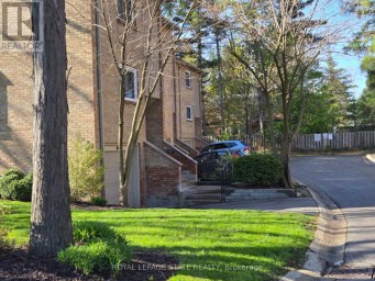 2 - 95 FONTHILL ROAD Hamilton (Fessenden) Ontario photo 16