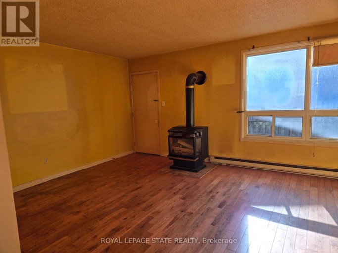 2 - 95 FONTHILL ROAD, Hamilton (Fessenden), Ontario, L8V4Z7
