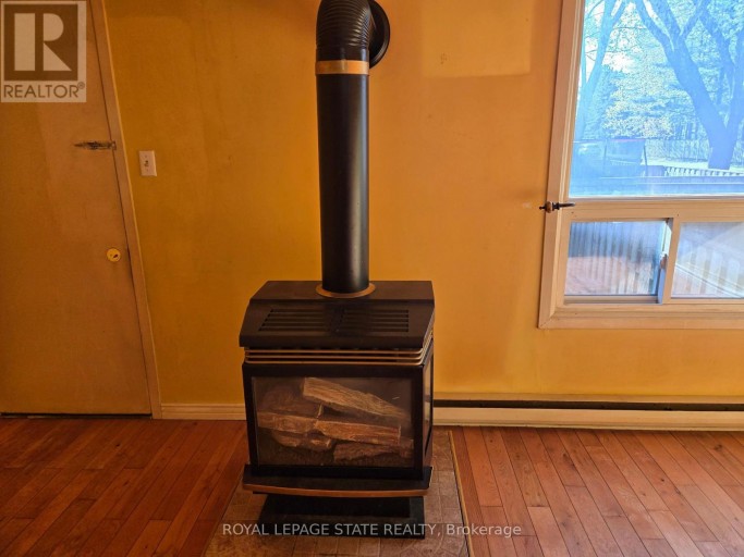2 - 95 FONTHILL ROAD, Hamilton (Fessenden), Ontario, L8V4Z7