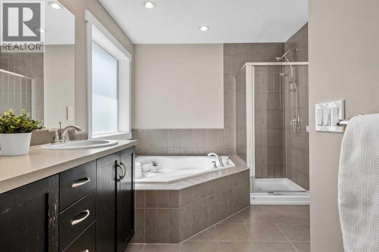4728 Elgin Avenue SE, Calgary, Alberta, T2Z0S3