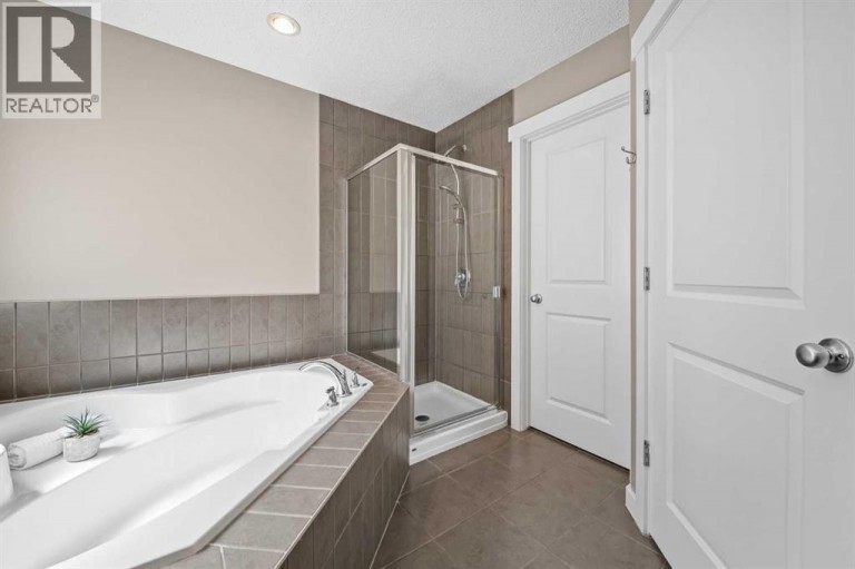 4728 Elgin Avenue SE, Calgary, Alberta, T2Z0S3