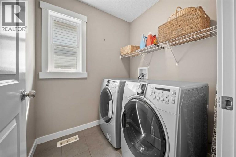 4728 Elgin Avenue SE, Calgary, Alberta, T2Z0S3