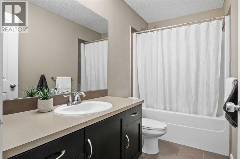 4728 Elgin Avenue SE, Calgary, Alberta, T2Z0S3