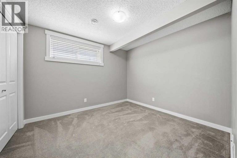 4728 Elgin Avenue SE, Calgary, Alberta, T2Z0S3