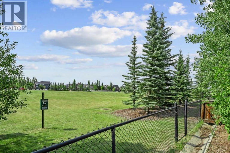 4728 Elgin Avenue SE, Calgary, Alberta, T2Z0S3