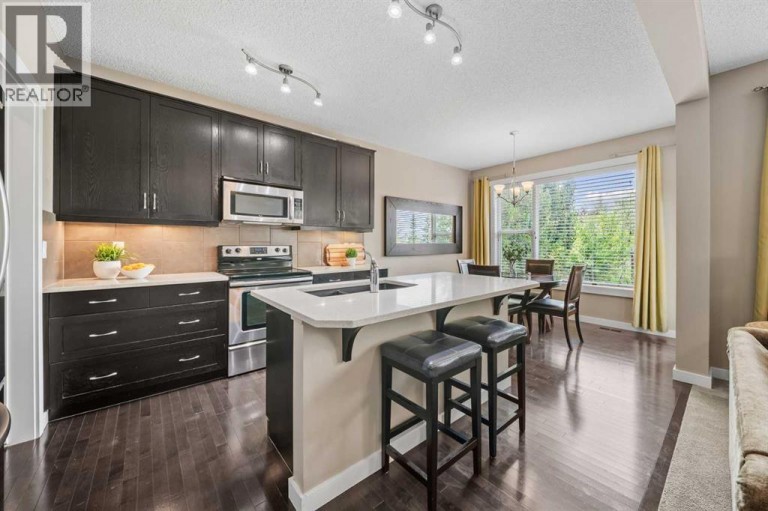 4728 Elgin Avenue SE, Calgary, Alberta, T2Z0S3