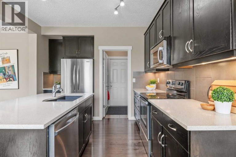 4728 Elgin Avenue SE, Calgary, Alberta, T2Z0S3
