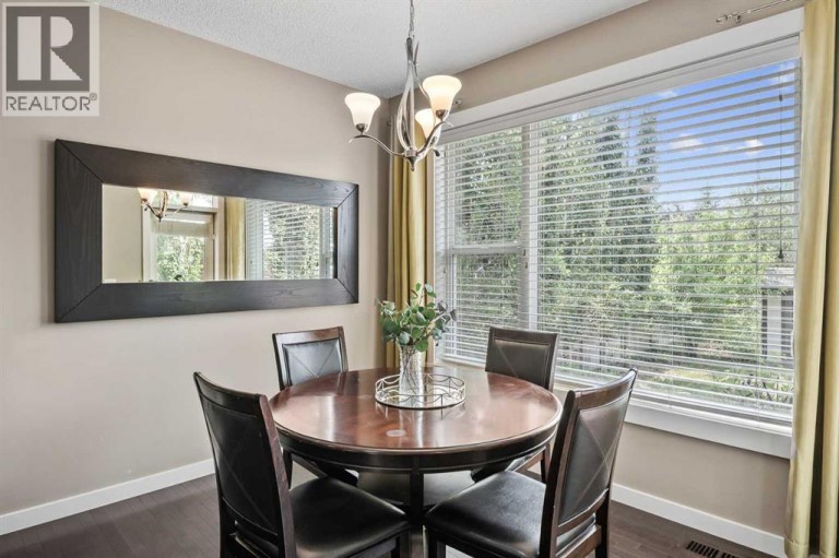 4728 Elgin Avenue SE, Calgary, Alberta, T2Z0S3