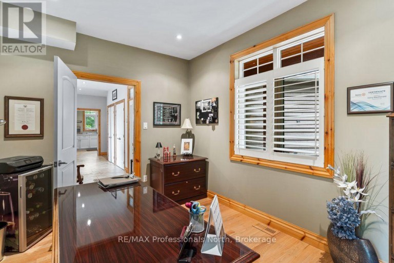 1041 KINGFISHER LANE, Minden Hills (Minden), Ontario, K0M2K0